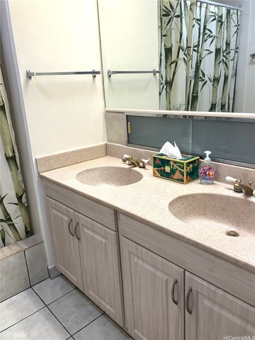 1212 Punahou Street 2903, Honolulu, HI 96826