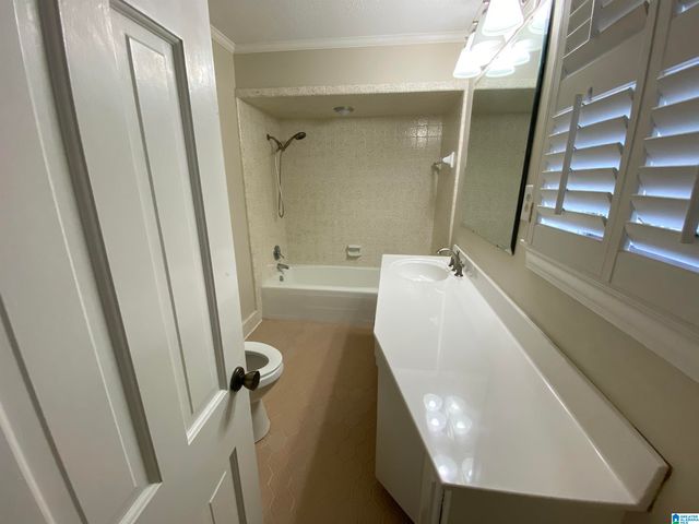 1111 LAKE PARK DRIVE, Mccalla, AL 35111