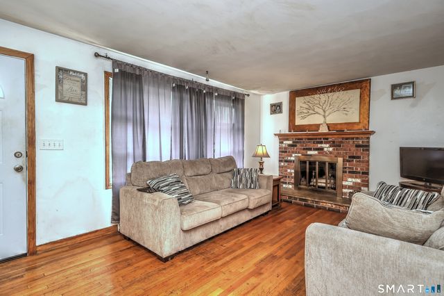 195 Emerald Place, Stratford, CT 06614