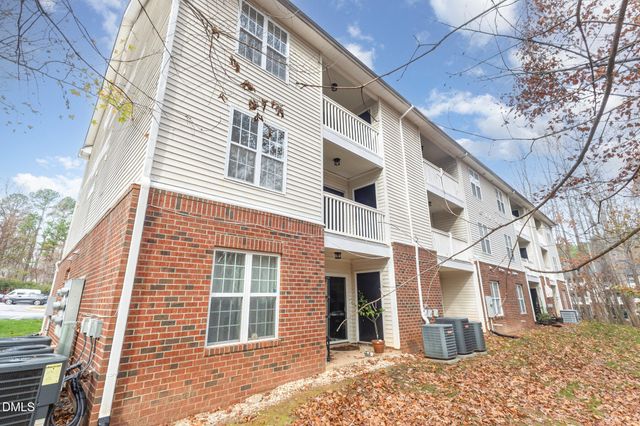 1901 Trailwood Heights Lane 204, Raleigh, NC 27603