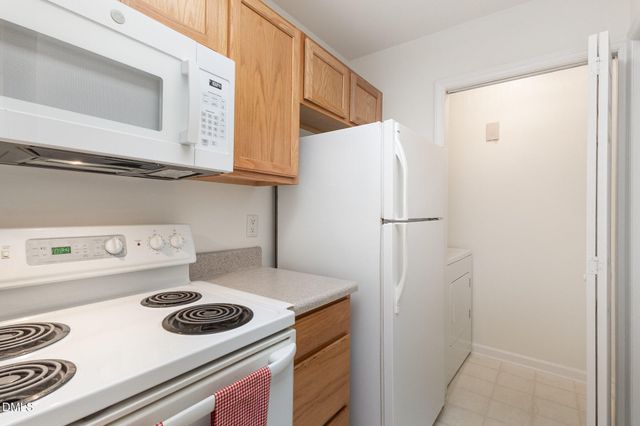 1901 Trailwood Heights Lane 204, Raleigh, NC 27603