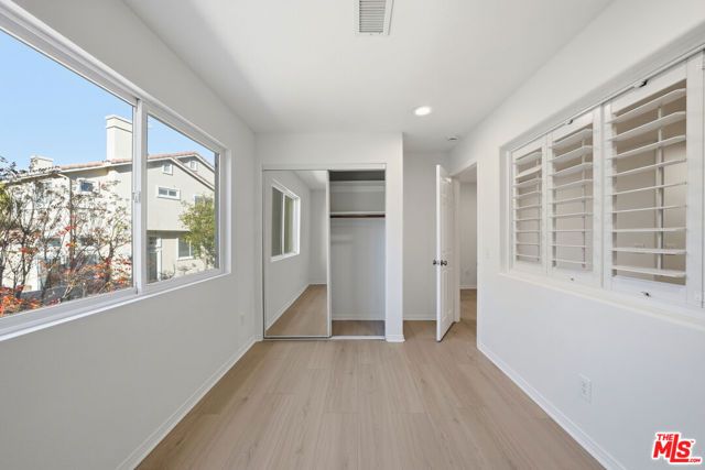 25715 Wagner Way B, Stevenson Ranch, CA 91381