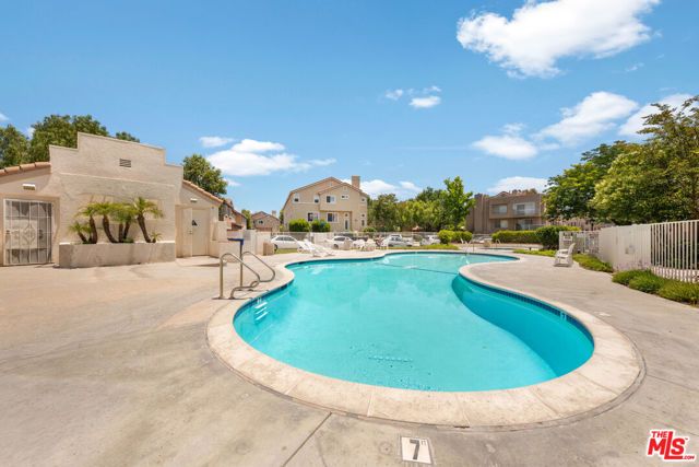25715 Wagner Way B, Stevenson Ranch, CA 91381