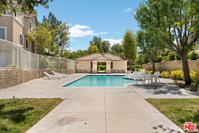 25715 Wagner Way B, Stevenson Ranch, CA 91381