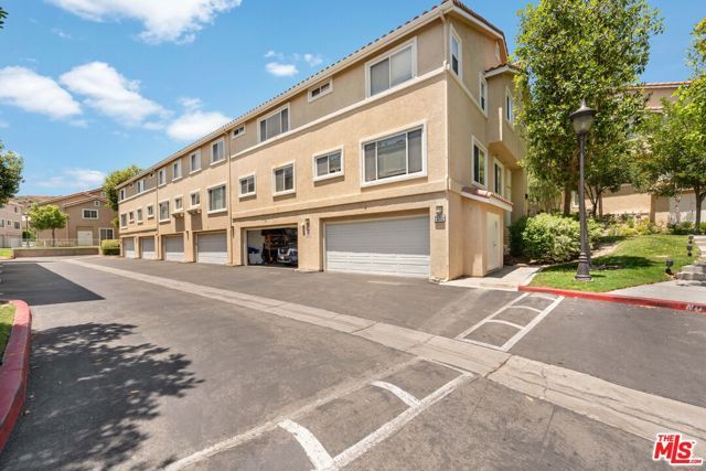 25715 Wagner Way B, Stevenson Ranch, CA 91381