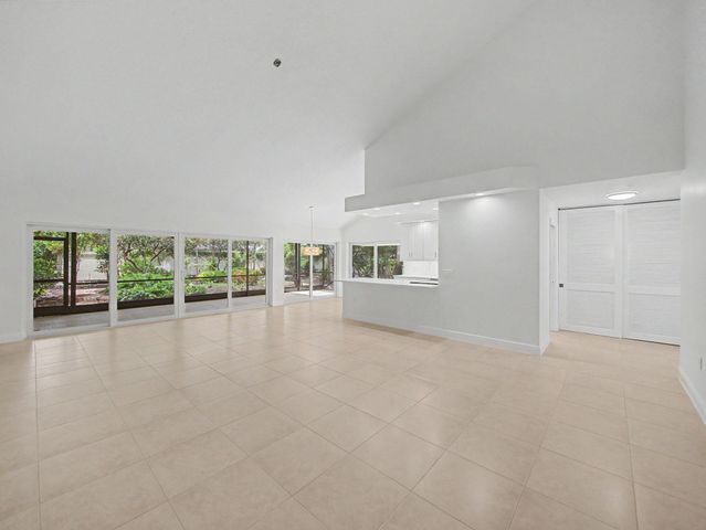 303 LEEWARD Drive, Jupiter, FL 33477