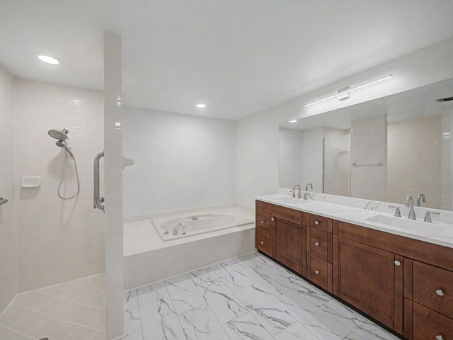 303 LEEWARD Drive, Jupiter, FL 33477