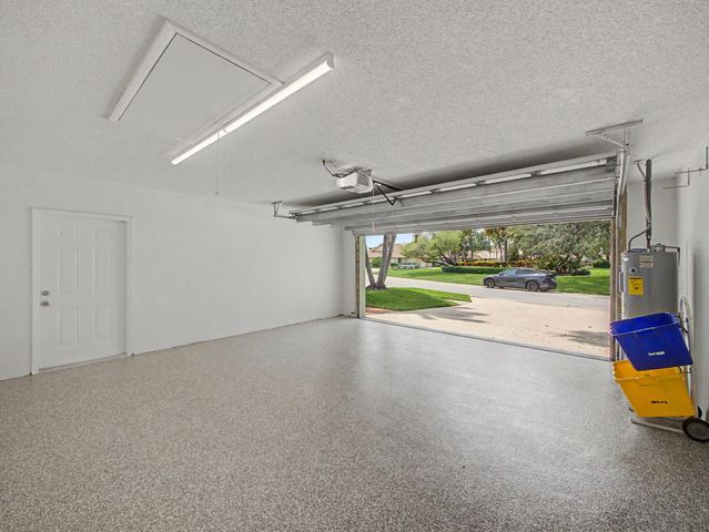303 LEEWARD Drive, Jupiter, FL 33477