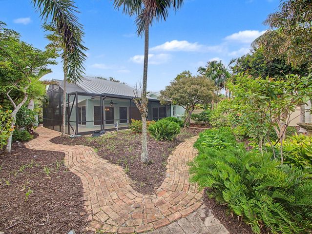 303 LEEWARD Drive, Jupiter, FL 33477
