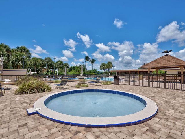 303 LEEWARD Drive, Jupiter, FL 33477