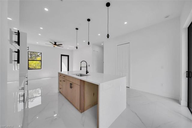 637 Summit AVE S, Lehigh Acres, FL 33974