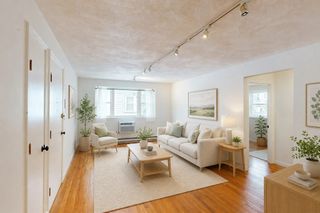 104 Trowbridge St 4, Cambridge, MA 02138