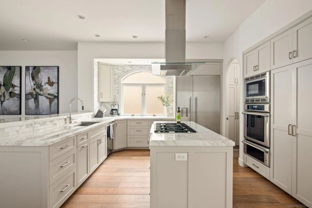 7729 Ivanhoe Avenue, La Jolla, CA 92037
