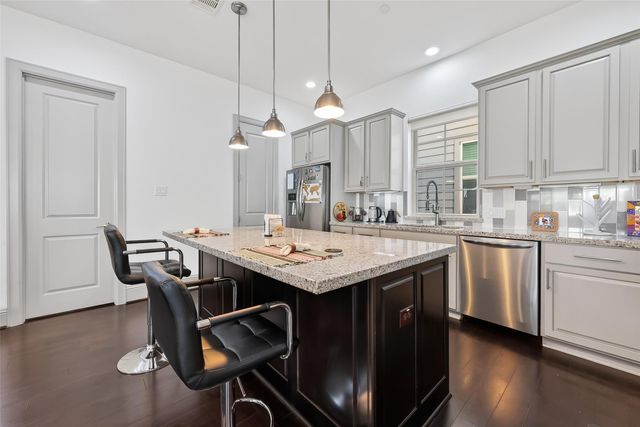 1621 Rosewood Street, Houston, TX 77004