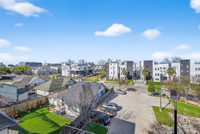 1621 Rosewood Street, Houston, TX 77004