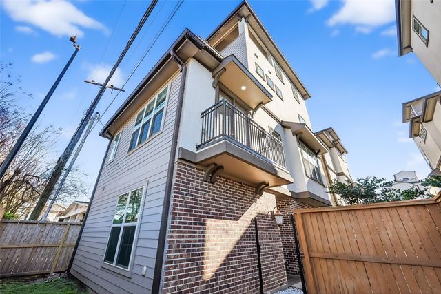 1621 Rosewood Street, Houston, TX 77004