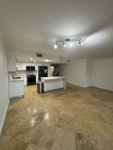 13775 SW 160th St 16, Miami, FL 33177