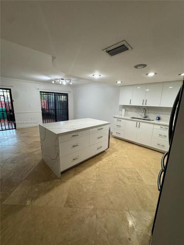 13775 SW 160th St 16, Miami, FL 33177