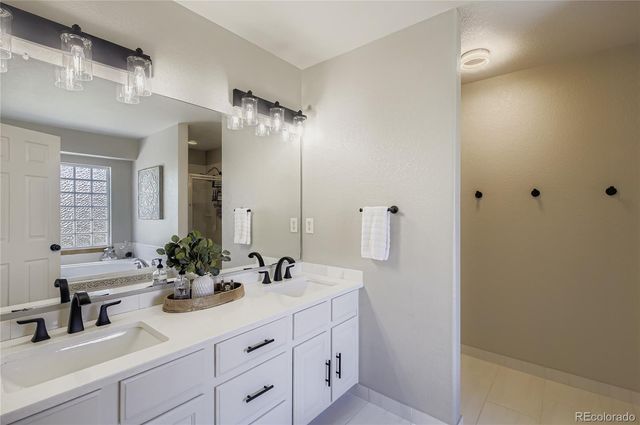 805 Waxberry Court, Loveland, CO 80538