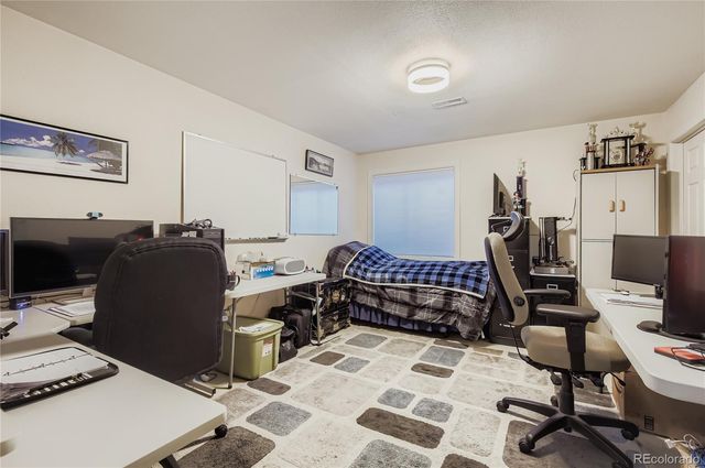 805 Waxberry Court, Loveland, CO 80538