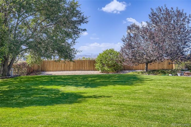 805 Waxberry Court, Loveland, CO 80538