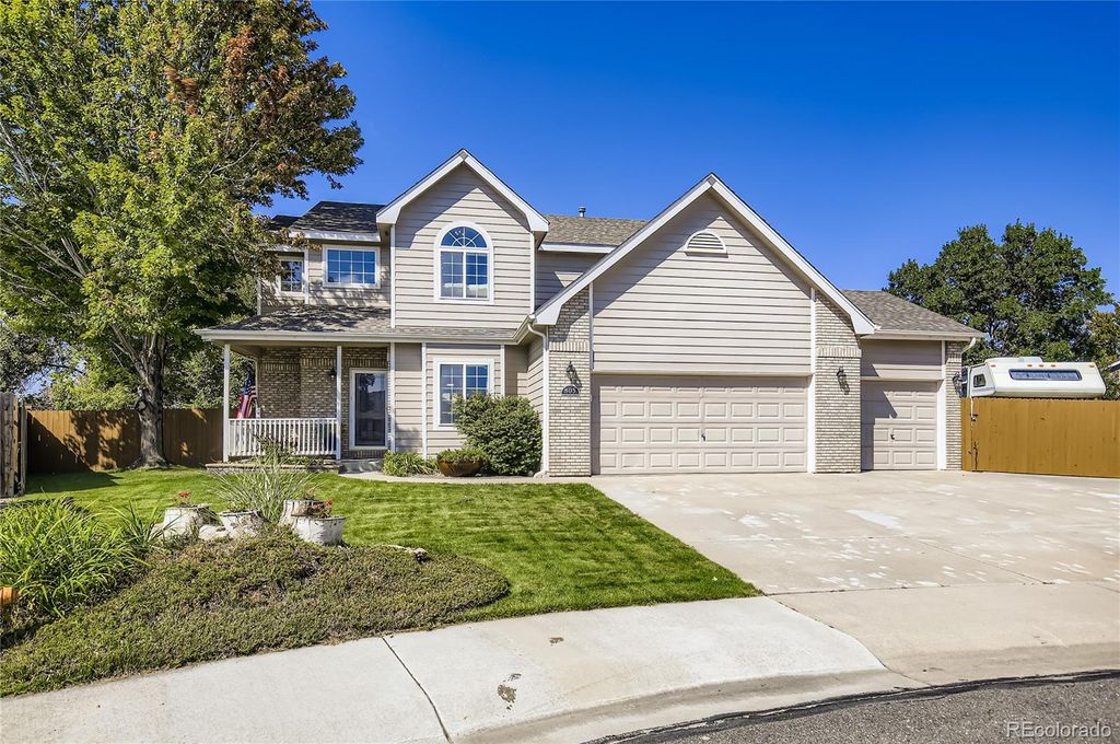 805 Waxberry Court, Loveland, CO 80538