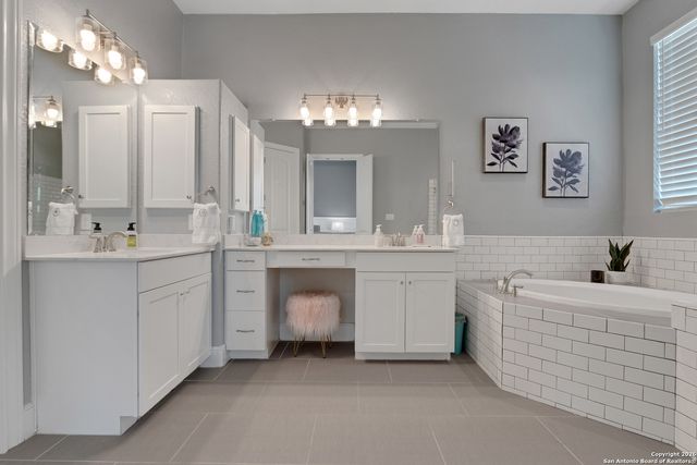 28906 Balcones Crk, Boerne, TX 78006