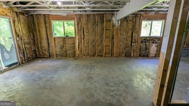 510 Ward Road, Ellenwood, GA 30294