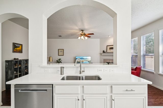 5118 Royal Bay Drive, Rowlett, TX 75089