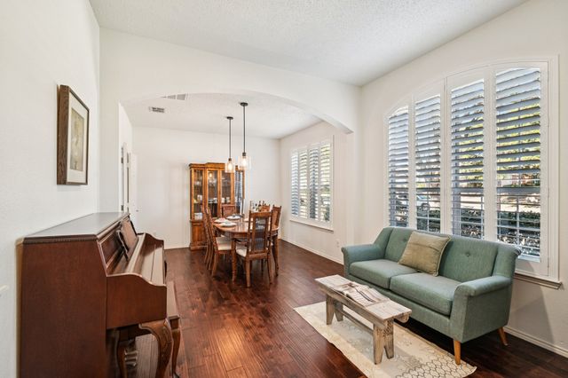 5118 Royal Bay Drive, Rowlett, TX 75089