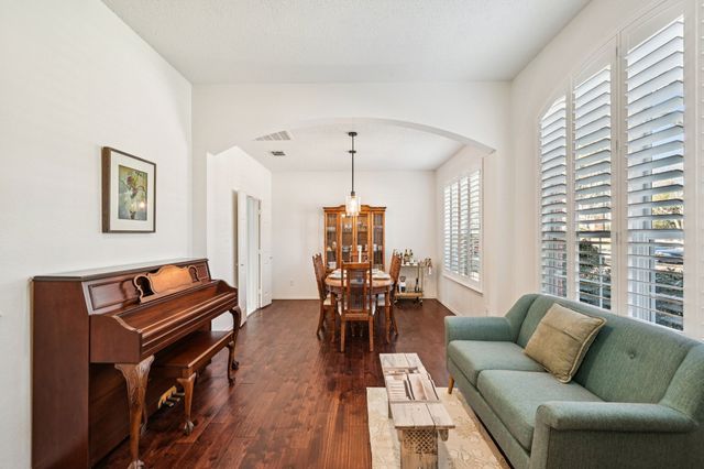 5118 Royal Bay Drive, Rowlett, TX 75089