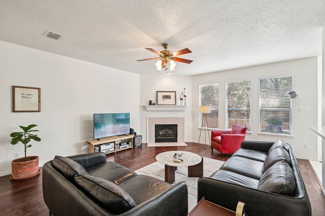 5118 Royal Bay Drive, Rowlett, TX 75089