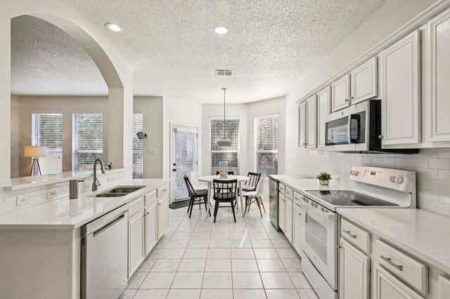 5118 Royal Bay Drive, Rowlett, TX 75089