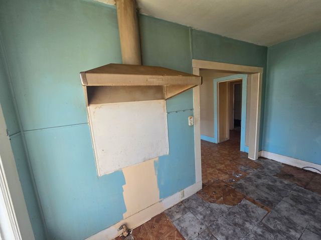 815 E Sumpter Street, Mexia, TX 76667