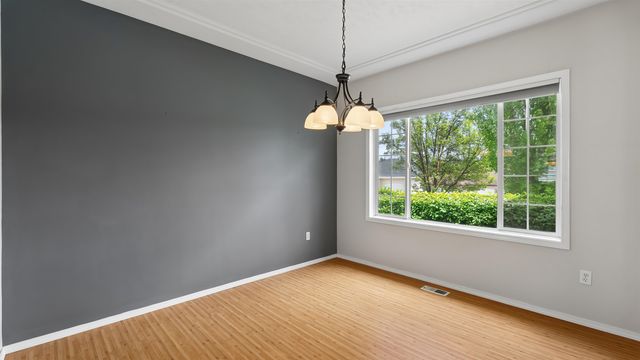 522 S Shelley Lake Ln, Spokane Valley, WA 99037