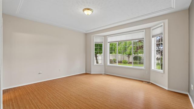 522 S Shelley Lake Ln, Spokane Valley, WA 99037
