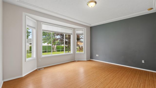 522 S Shelley Lake Ln, Spokane Valley, WA 99037