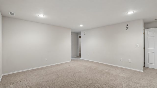 522 S Shelley Lake Ln, Spokane Valley, WA 99037