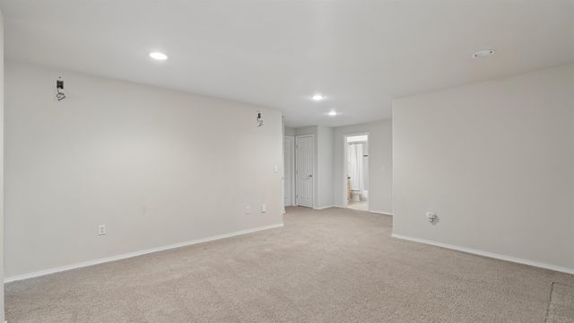 522 S Shelley Lake Ln, Spokane Valley, WA 99037