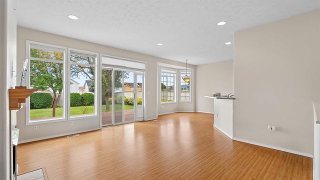 522 S Shelley Lake Ln, Spokane Valley, WA 99037