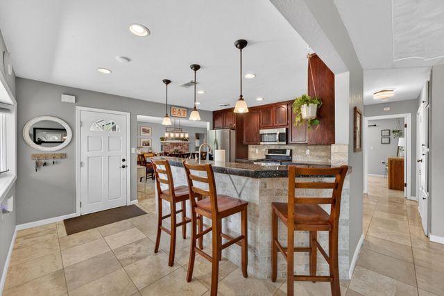 7200 Maretha St, Citrus Heights, CA 95610