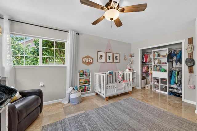 7200 Maretha St, Citrus Heights, CA 95610