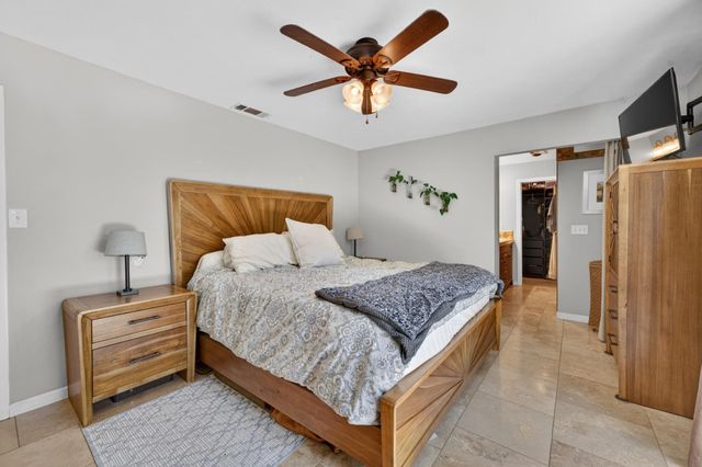7200 Maretha St, Citrus Heights, CA 95610