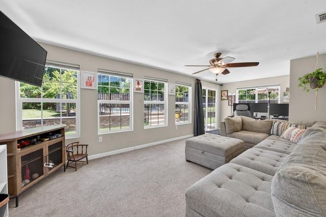 7200 Maretha St, Citrus Heights, CA 95610
