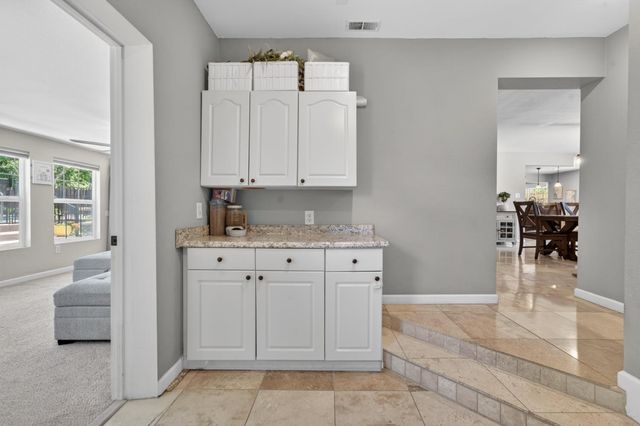 7200 Maretha St, Citrus Heights, CA 95610