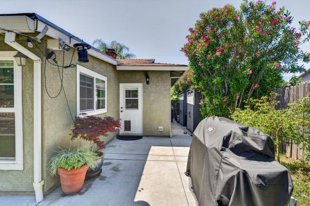 7200 Maretha St, Citrus Heights, CA 95610