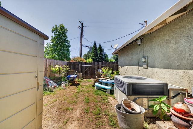 7200 Maretha St, Citrus Heights, CA 95610