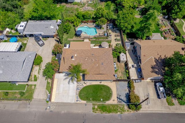 7200 Maretha St, Citrus Heights, CA 95610