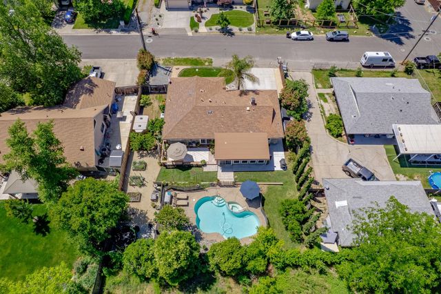 7200 Maretha St, Citrus Heights, CA 95610