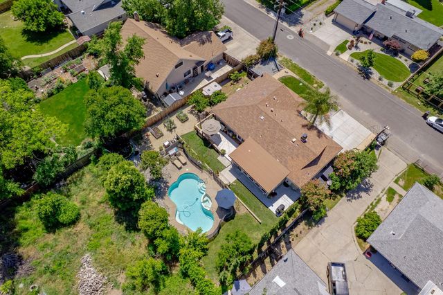 7200 Maretha St, Citrus Heights, CA 95610